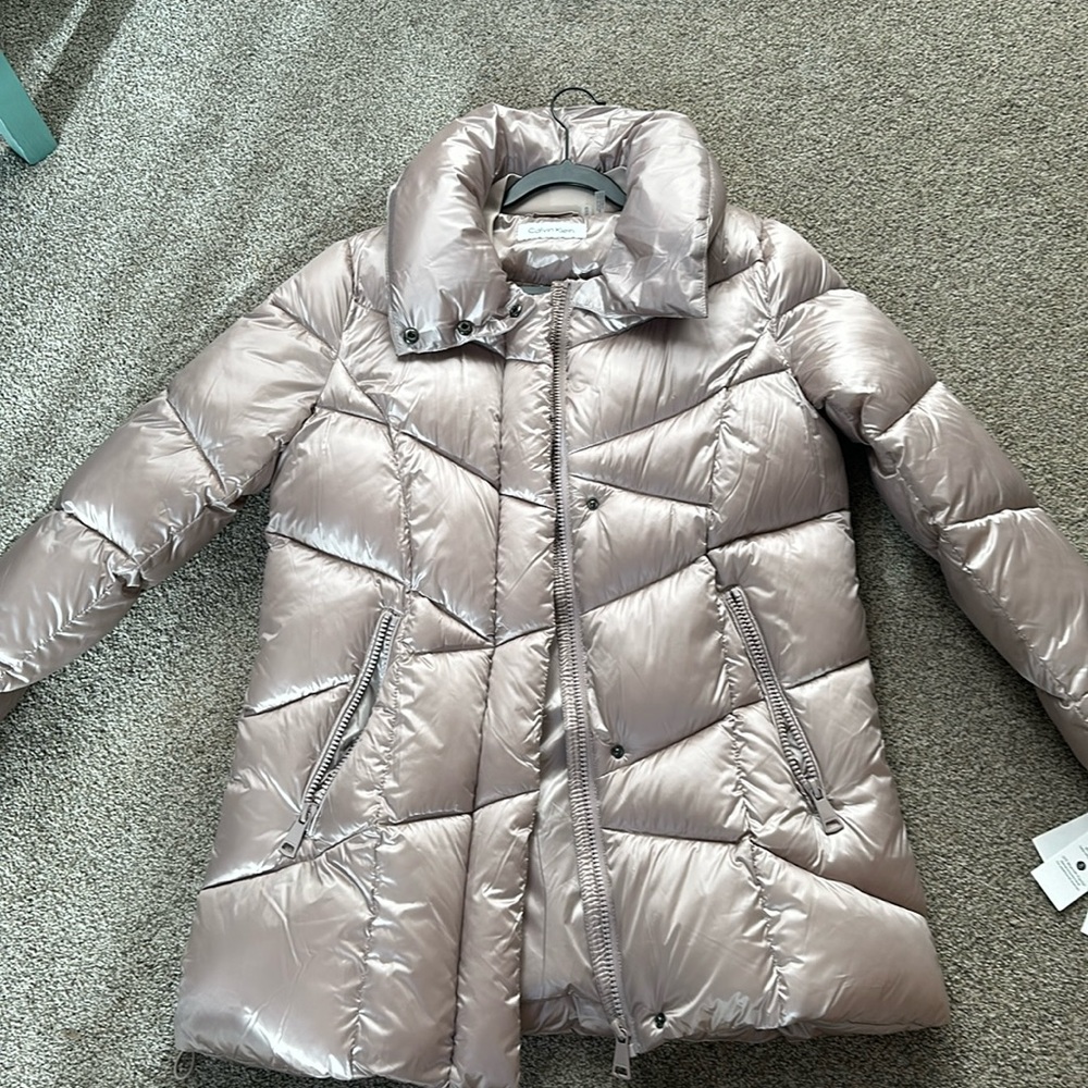 Beautiful champagne color NWT Calvin Klein Puffer Coat Jacket